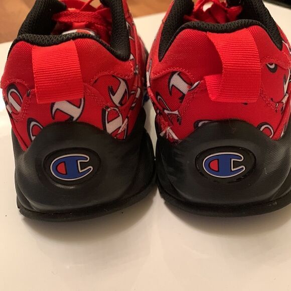 Champion Red/White Sneakers Size 6,5 - 7 - Picture 2 of 8